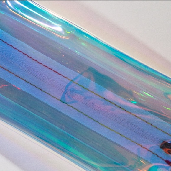 Women’s NEW Holographic Makeup Bag/Purse/Clutch - Picture 2 of 9